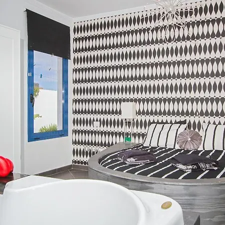 Willa Playa Blanca Sleeps 8 Pool Air Con Wifi *